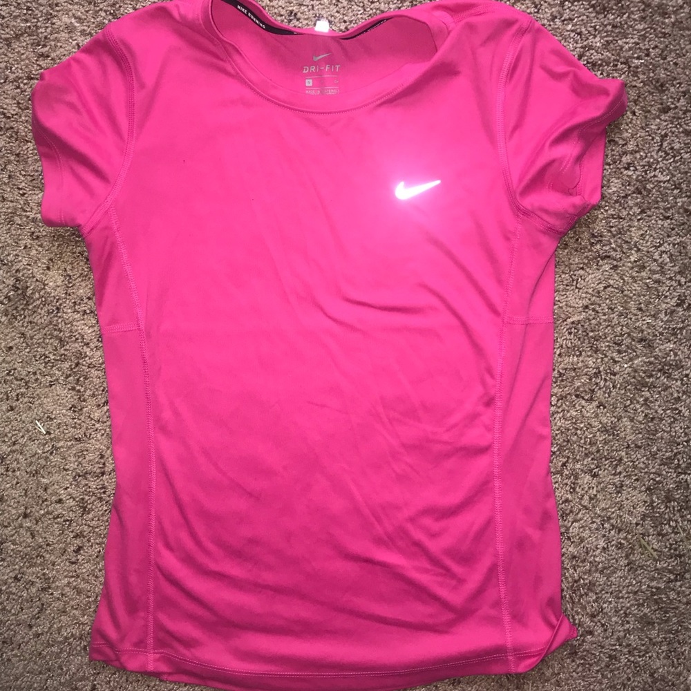 Dri-fit nike t shirt